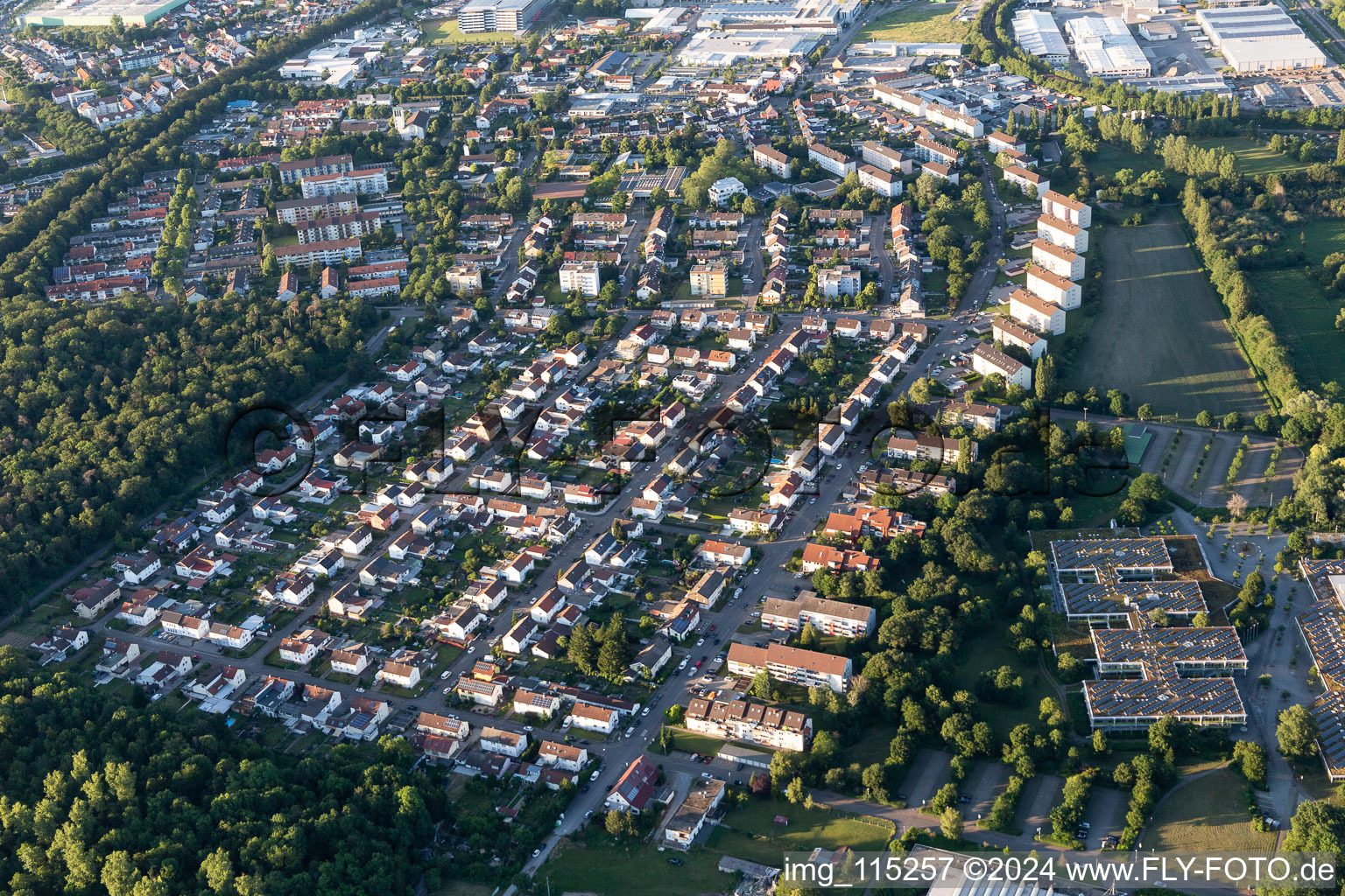 Vue aérienne de Waldstr. à Bruchsal dans le département Bade-Wurtemberg, Allemagne