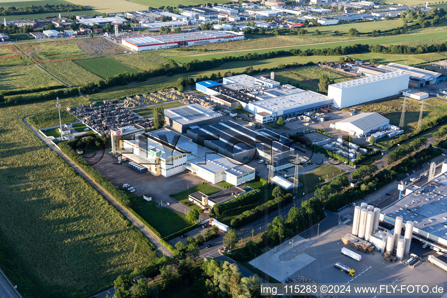 Vue aérienne de Zabler à Bruchsal dans le département Bade-Wurtemberg, Allemagne