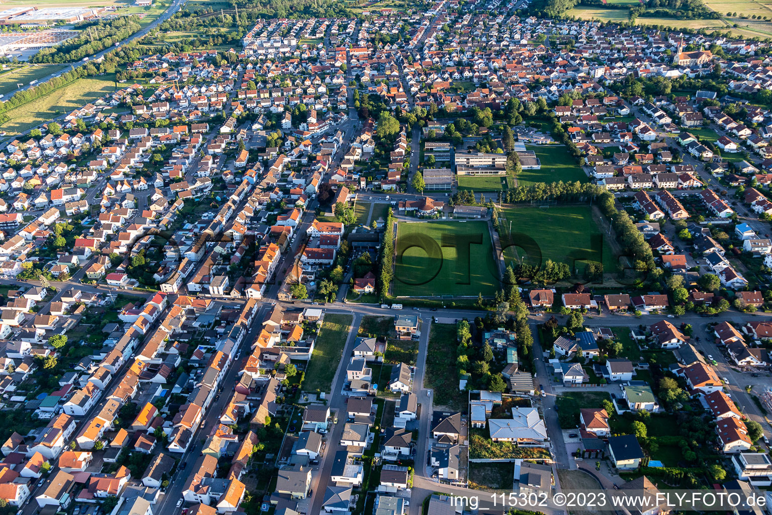 Photographie aérienne de Quartier Karlsdorf in Karlsdorf-Neuthard dans le département Bade-Wurtemberg, Allemagne
