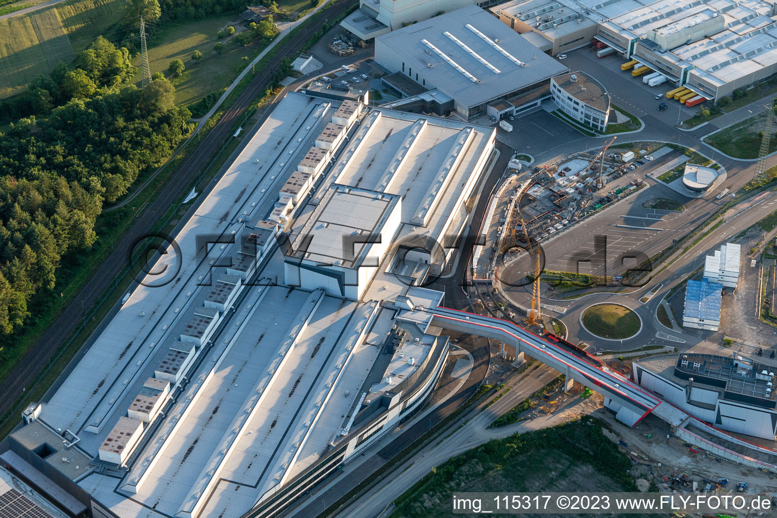 Vue oblique de SEW Eurodrive à le quartier Graben in Graben-Neudorf dans le département Bade-Wurtemberg, Allemagne