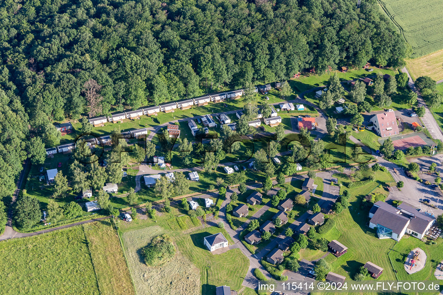 Vue aérienne de Camping Oasis à Oberbronn dans le département Bas Rhin, France