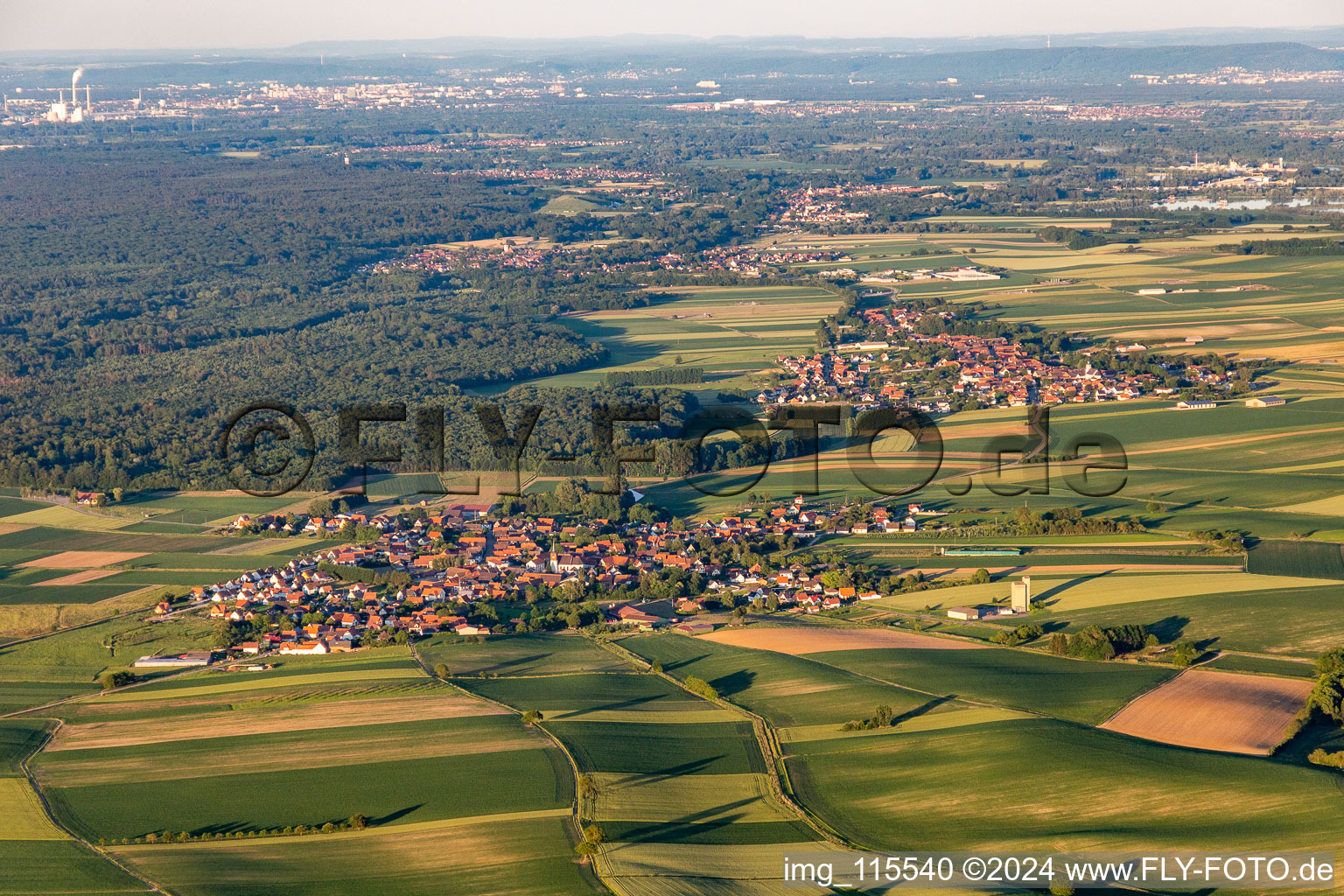 Vue oblique de Salmbach dans le département Bas Rhin, France