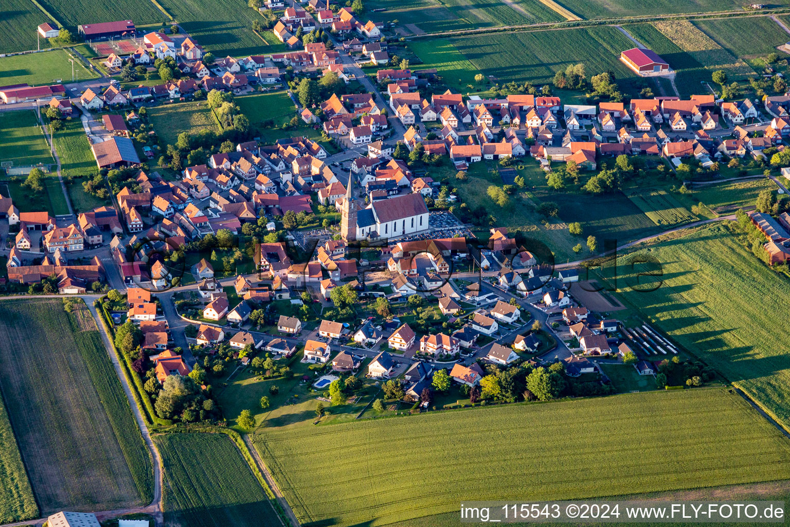 Vue aérienne de Schleithal dans le département Bas Rhin, France