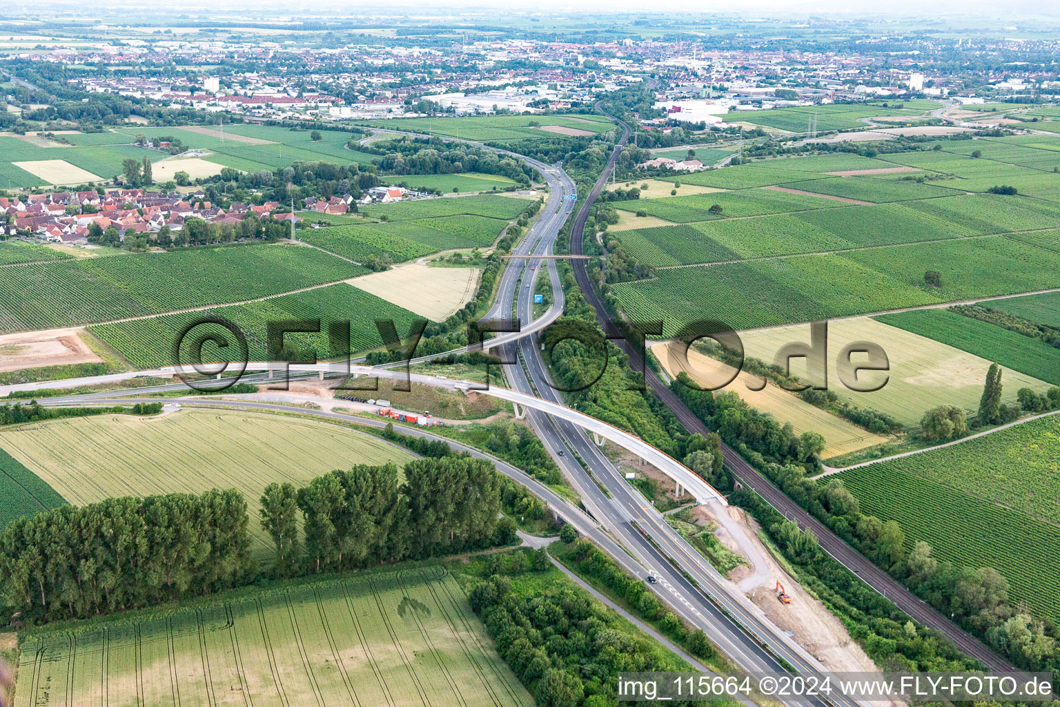 Landau in der Pfalz dans le département Rhénanie-Palatinat, Allemagne d'en haut