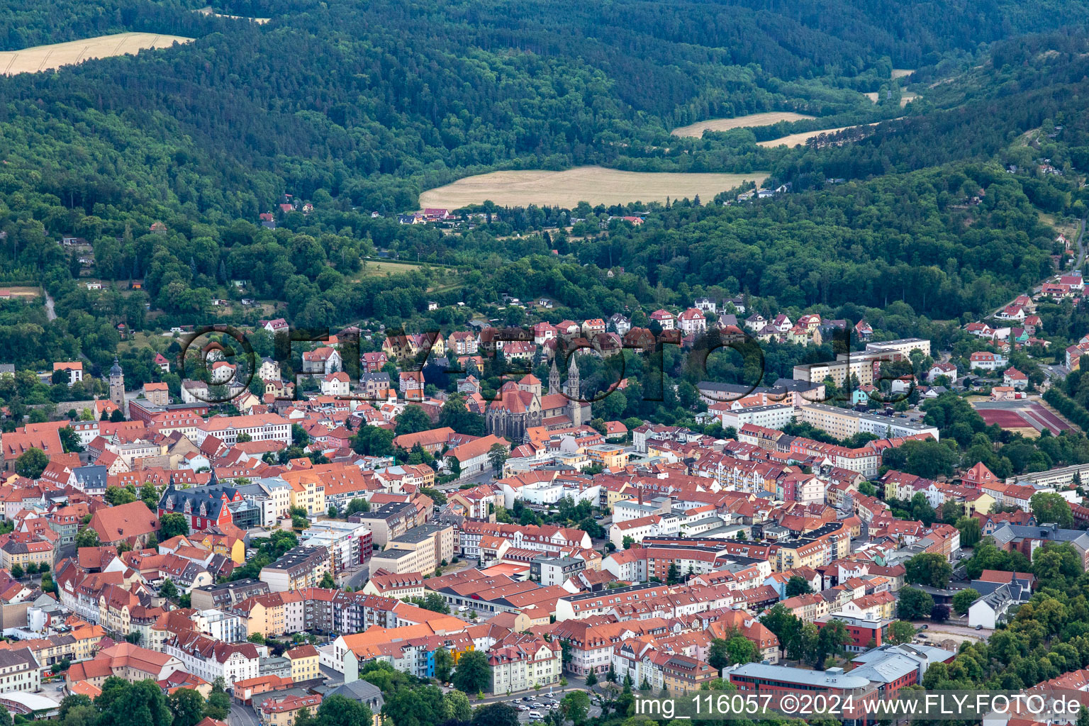 Arnstadt dans le département Thuringe, Allemagne vue du ciel