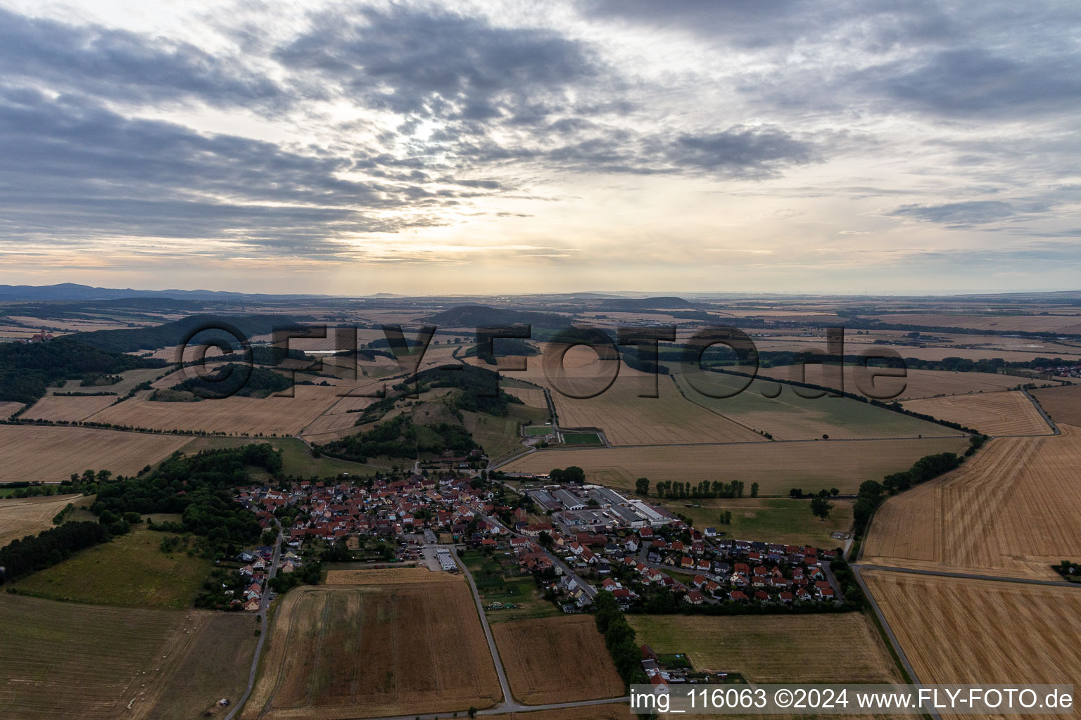 Vue aérienne de Amt Wachsenburg dans le département Thuringe, Allemagne