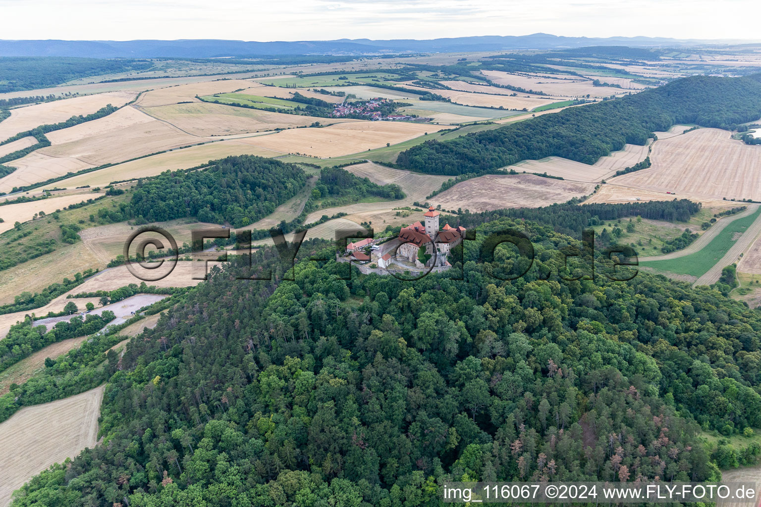 Vue aérienne de Forteresse de Wachsenburg à Amt Wachsenburg dans le département Thuringe, Allemagne