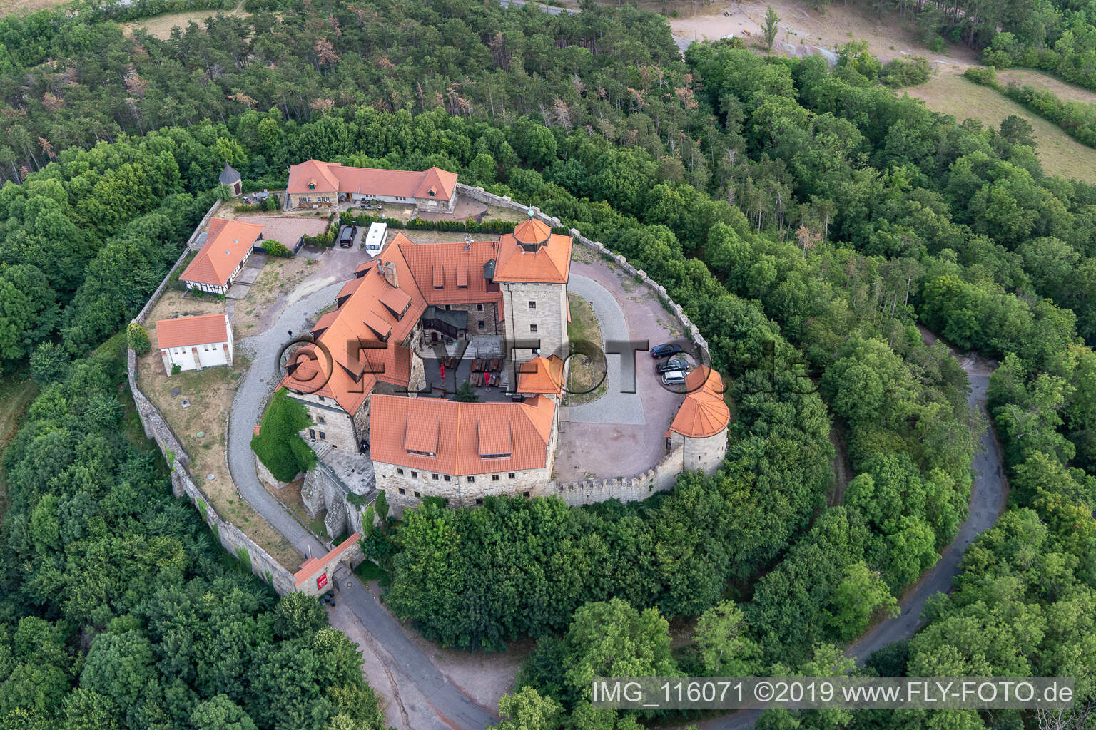 Vue aérienne de Forteresse de Wachsenburg à Amt Wachsenburg dans le département Thuringe, Allemagne