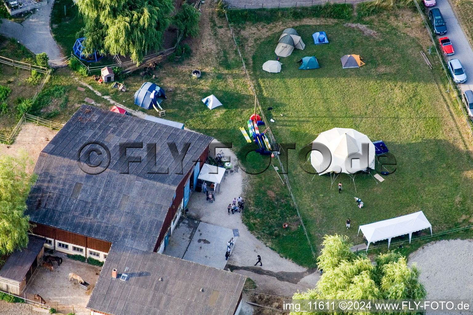 Randonnée thérapeutique Reithof Trab eV sur le lac de Constance à le quartier Wollmatingen in Konstanz dans le département Bade-Wurtemberg, Allemagne vue du ciel