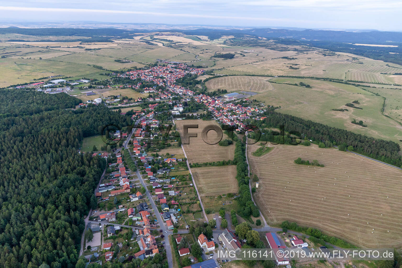 Vue aérienne de Crawinkel dans le département Thuringe, Allemagne