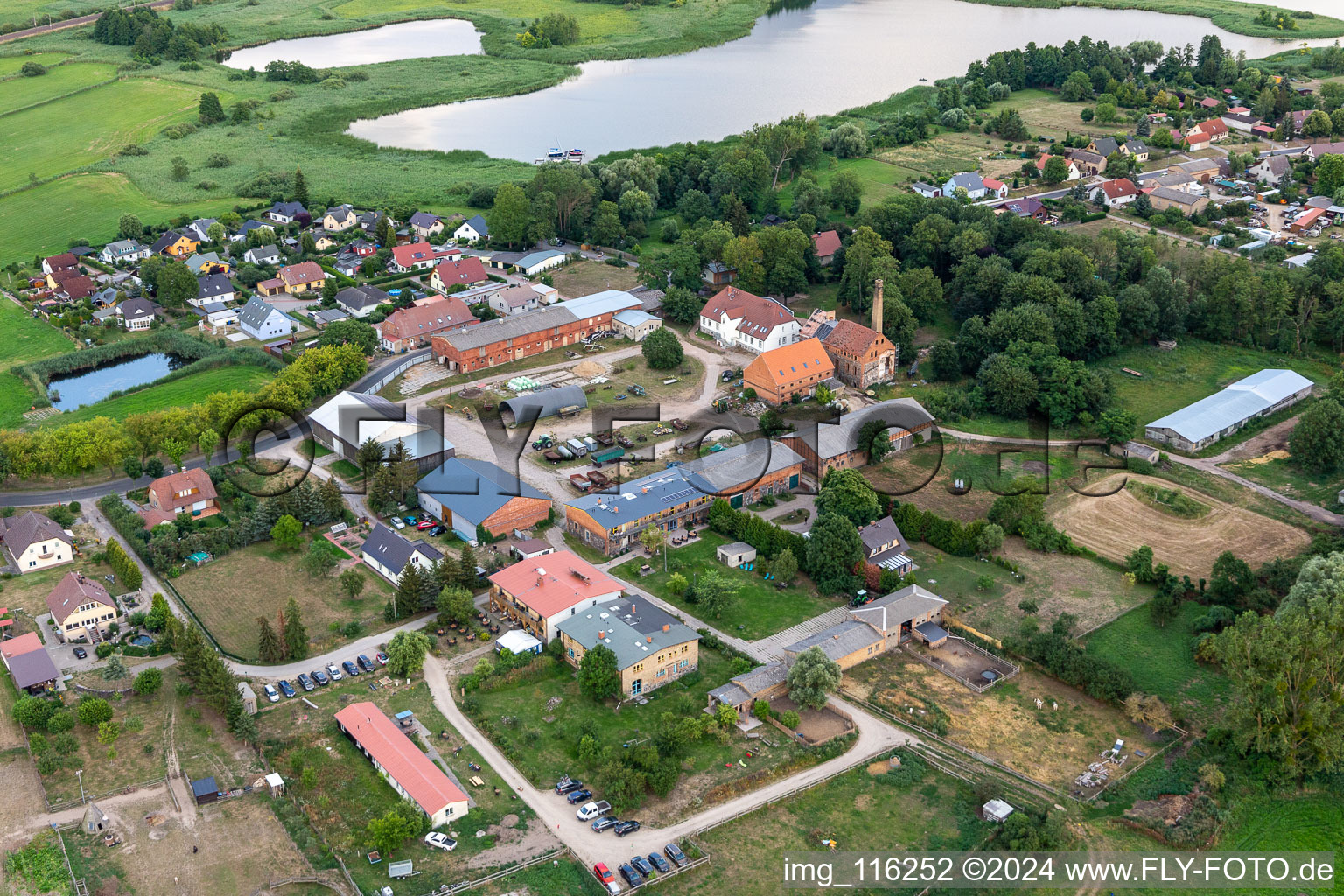 Vue aérienne de Quartier Seehausen in Oberuckersee dans le département Brandebourg, Allemagne