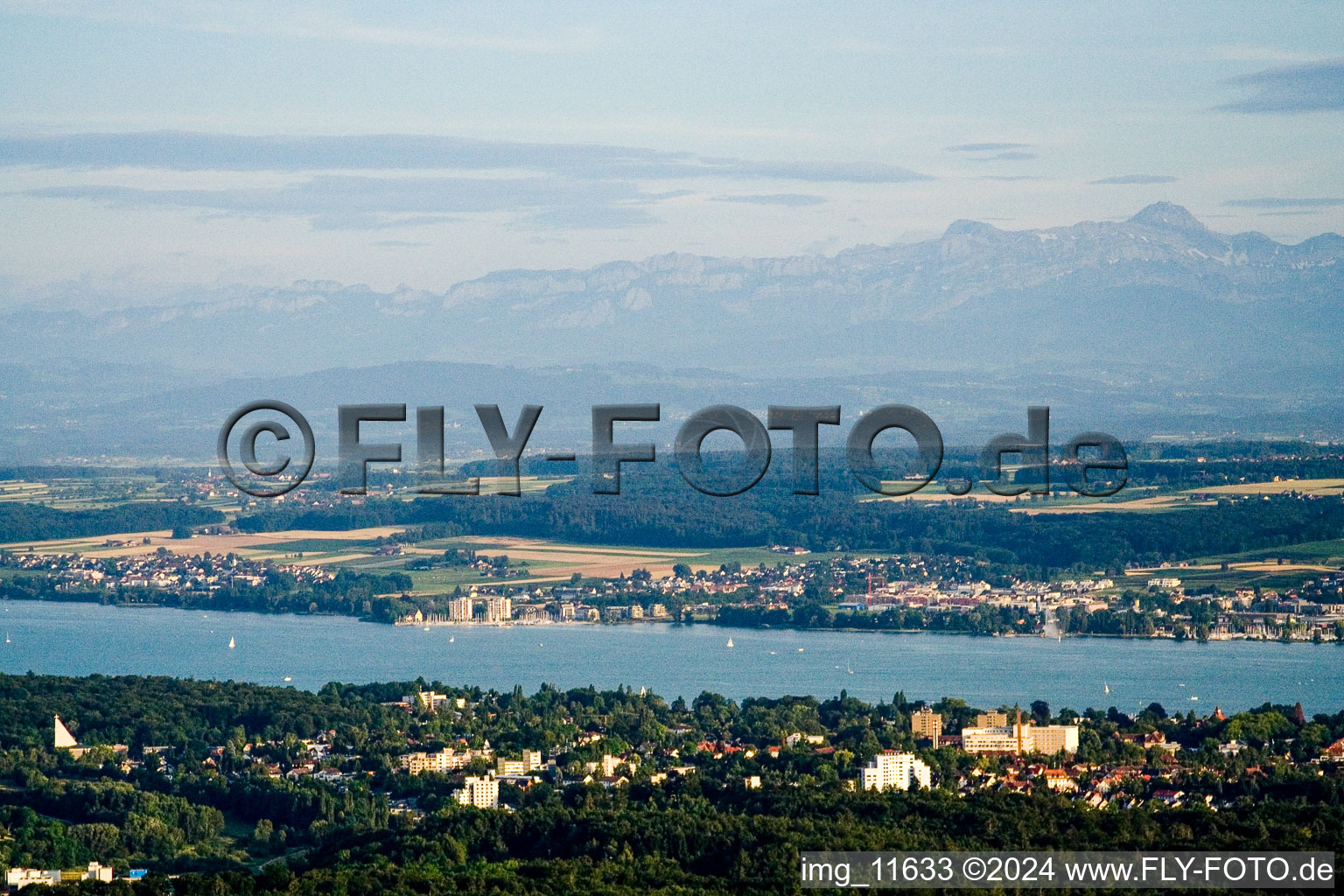 Vue aérienne de Cohérence, Kreuzlingen à Kreuzlingen dans le département Thurgovie, Suisse