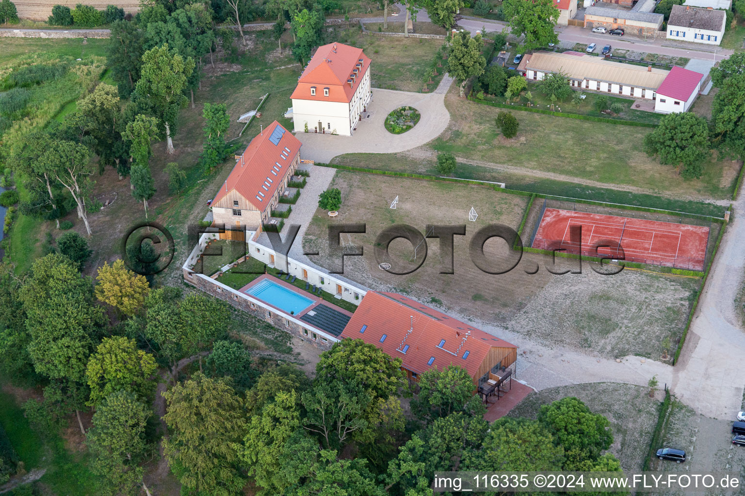 Vue aérienne de Grand Fredenwalde à Gerswalde dans le département Brandebourg, Allemagne