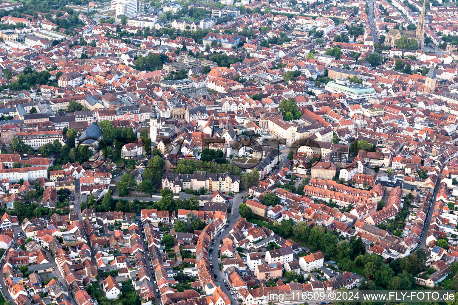 Speyer dans le département Rhénanie-Palatinat, Allemagne vue d'en haut