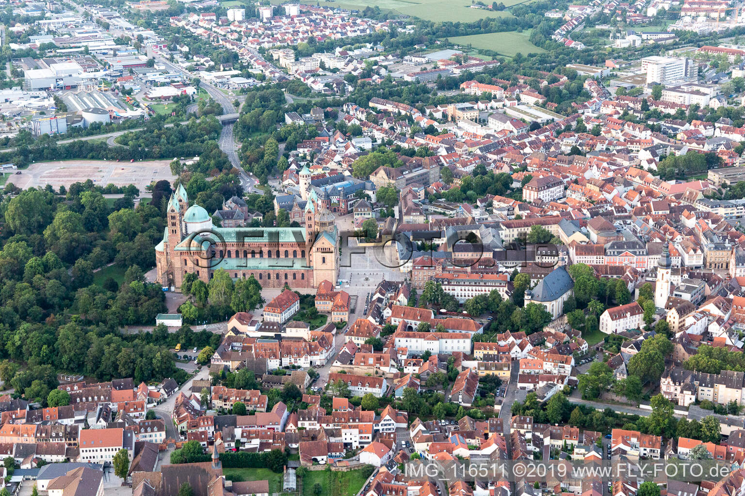 Vue aérienne de Cathédrale à Speyer dans le département Rhénanie-Palatinat, Allemagne