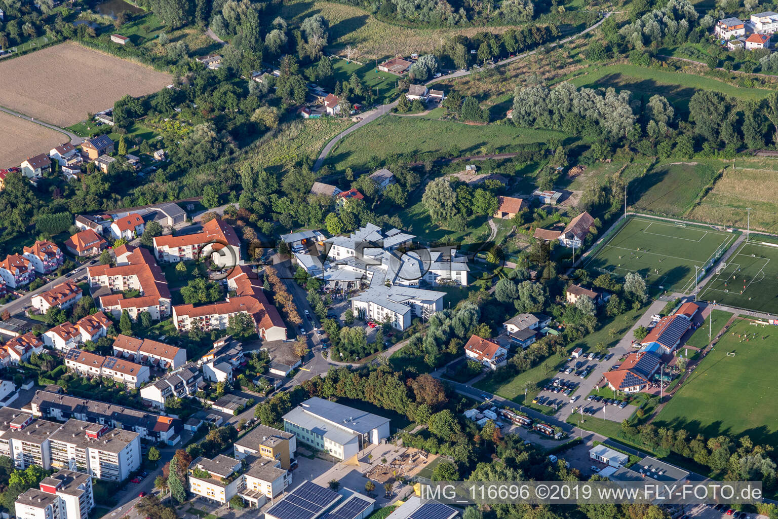 Vue aérienne de Hôpital communautaire des diaconesses pour personnes âgées à Speyer dans le département Rhénanie-Palatinat, Allemagne