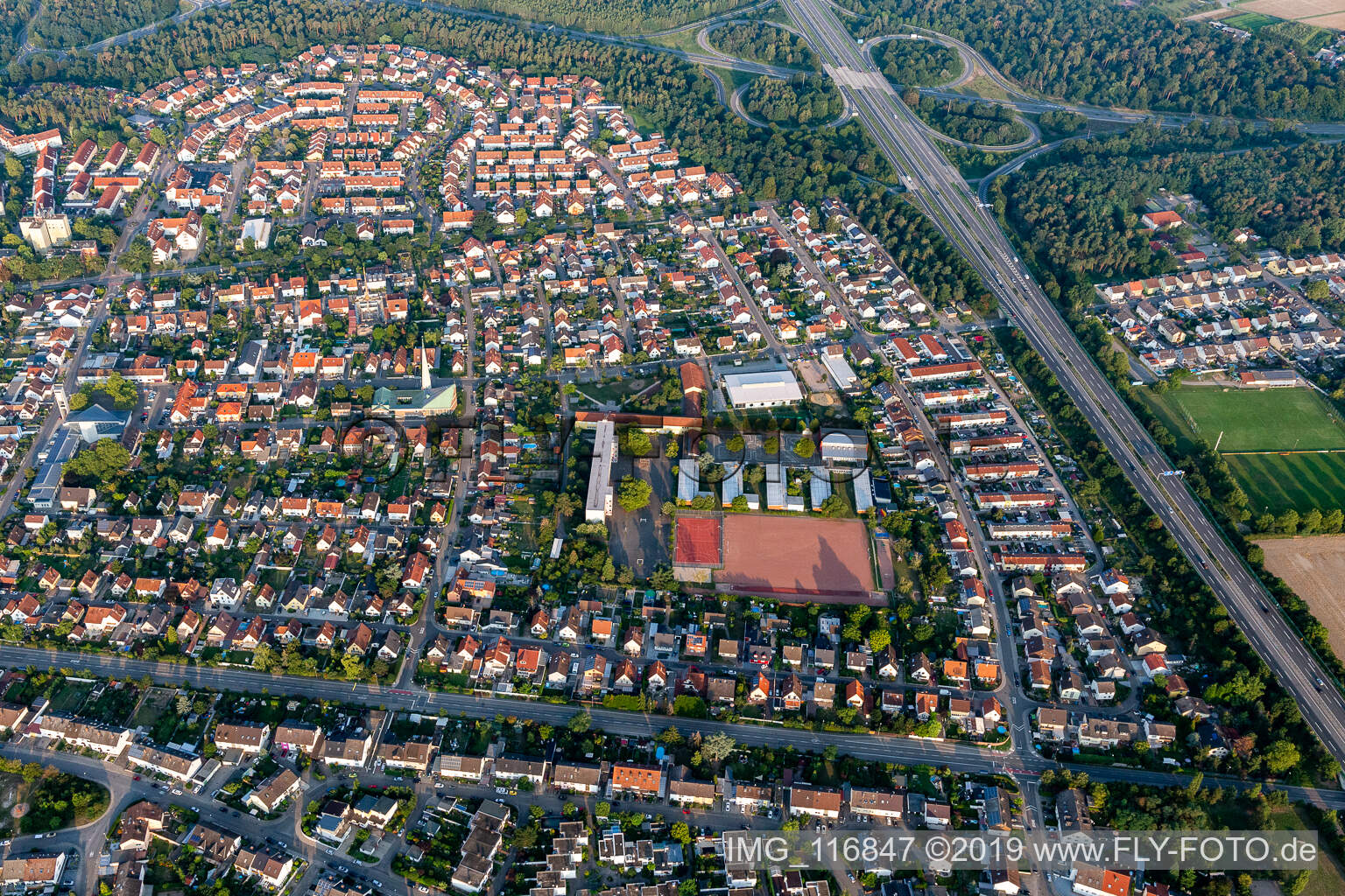 Vue aérienne de École de colonisation à Speyer dans le département Rhénanie-Palatinat, Allemagne
