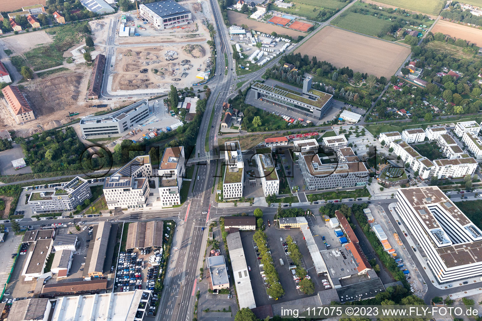 Vue aérienne de Rue de Spire à le quartier Bahnstadt in Heidelberg dans le département Bade-Wurtemberg, Allemagne