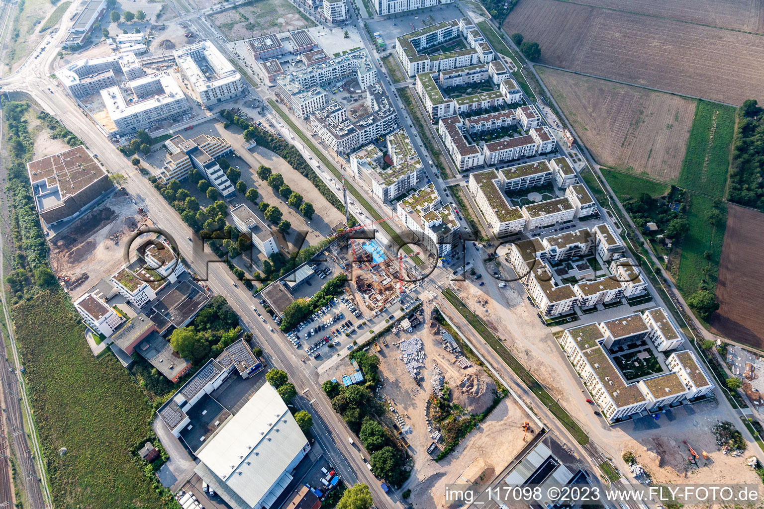 Enregistrement par drone de Quartier Bahnstadt in Heidelberg dans le département Bade-Wurtemberg, Allemagne