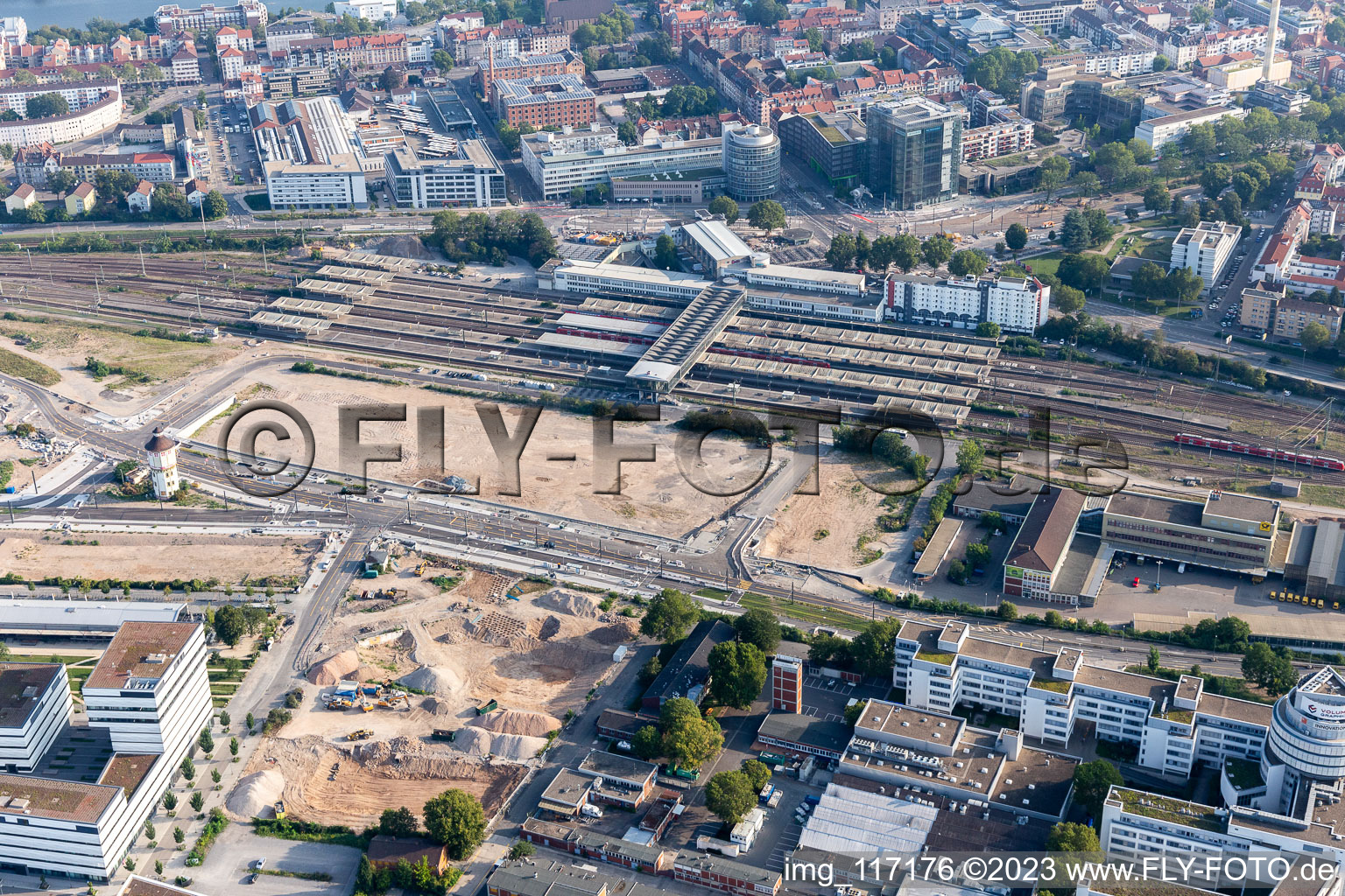 Vue aérienne de Gare centrale à le quartier Bahnstadt in Heidelberg dans le département Bade-Wurtemberg, Allemagne