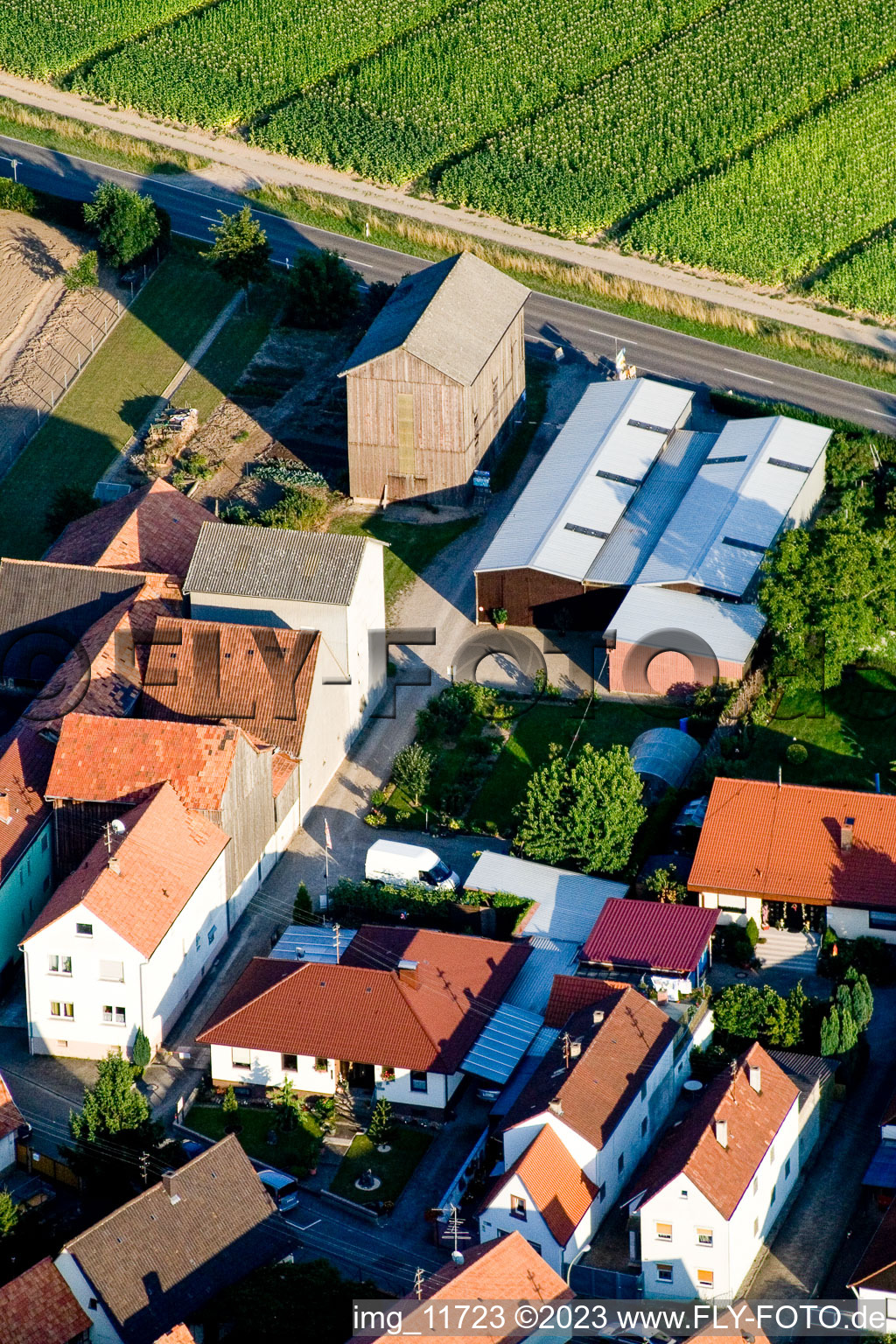 Quartier Minderslachen in Kandel dans le département Rhénanie-Palatinat, Allemagne d'un drone