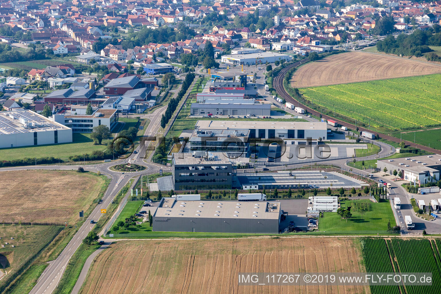 Enregistrement par drone de Zone industrielle du Nord à Rülzheim dans le département Rhénanie-Palatinat, Allemagne