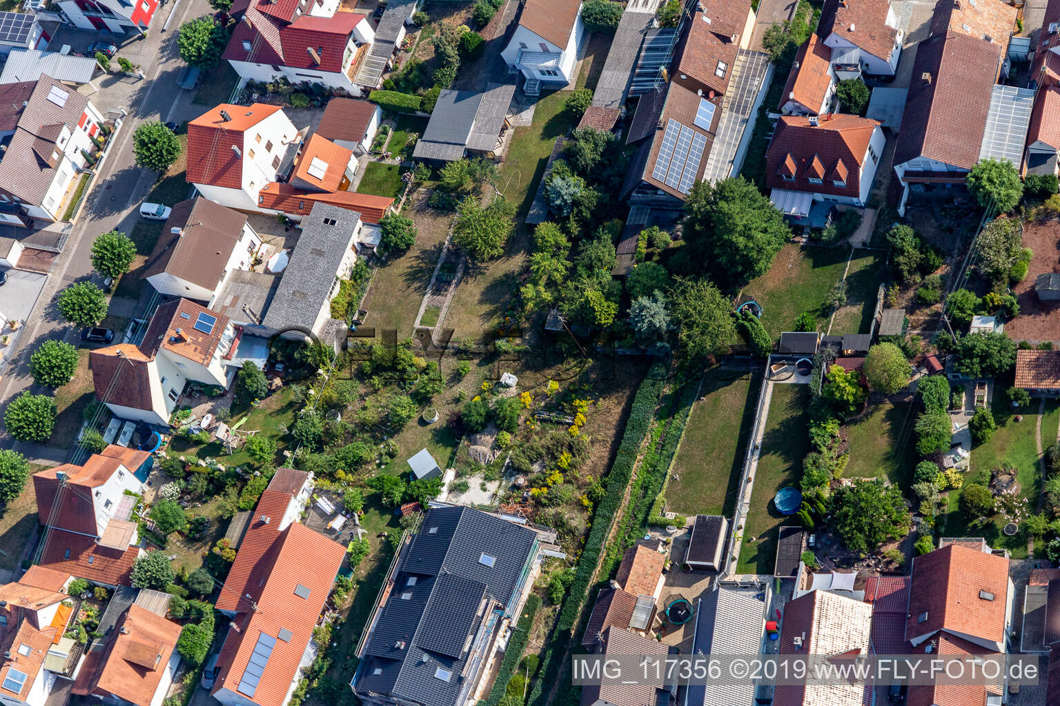 Règlement à Kandel dans le département Rhénanie-Palatinat, Allemagne vu d'un drone