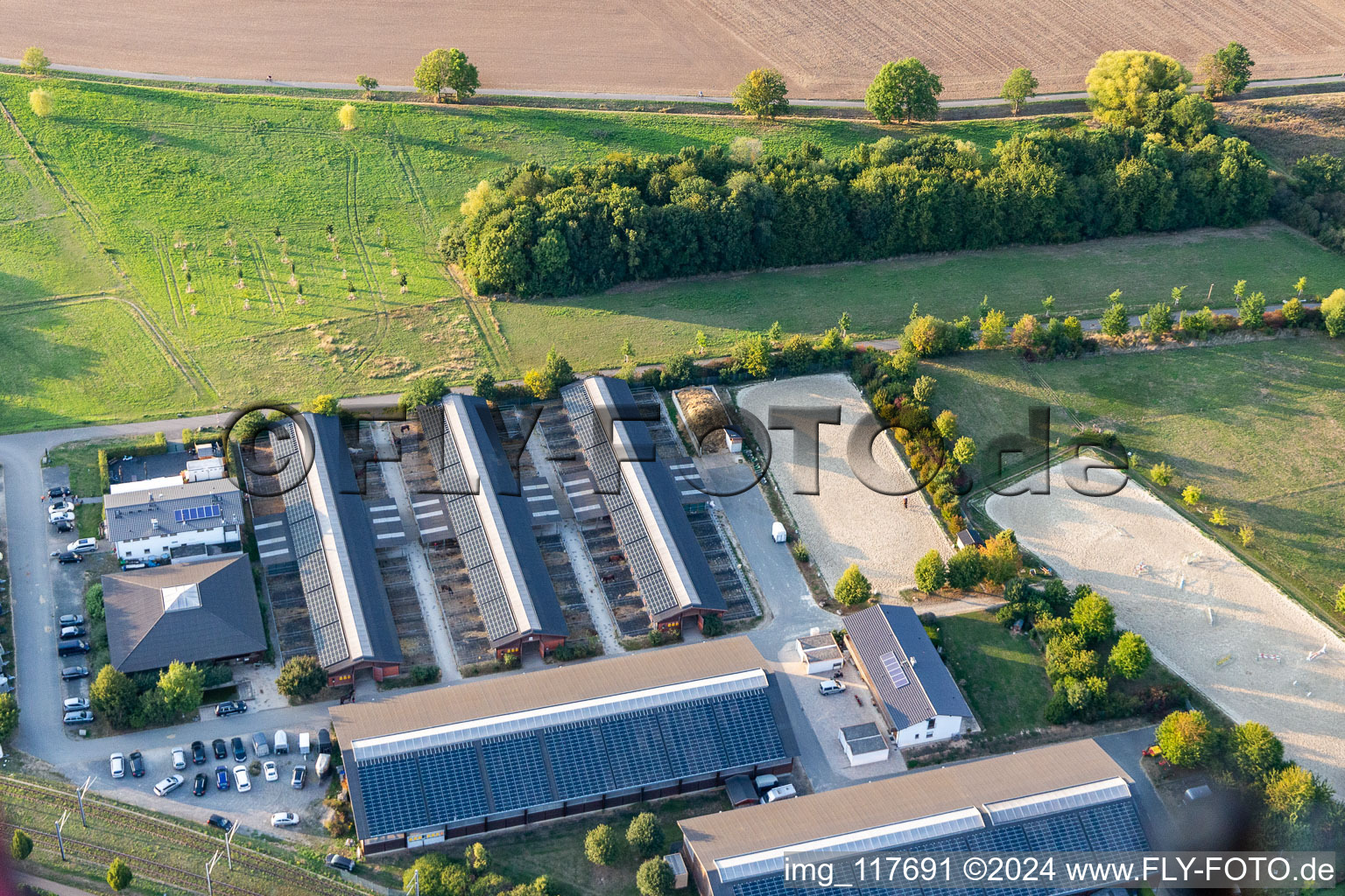 Vue aérienne de Centre équestre de Kautenhof à le quartier Kalbach-Riedberg in Frankfurt am Main dans le département Hesse, Allemagne