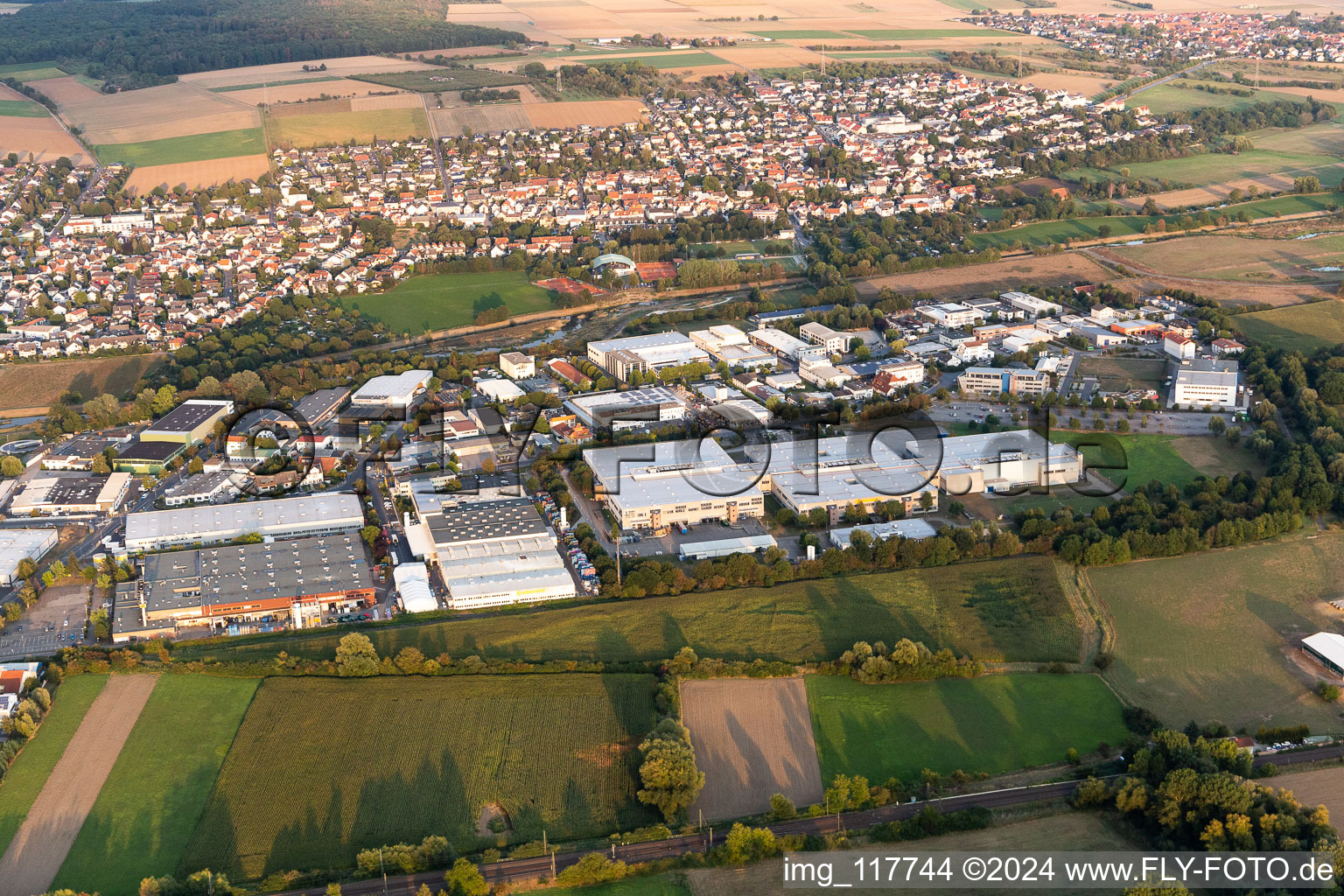 Vue aérienne de Klein-Karben dans le département Hesse, Allemagne