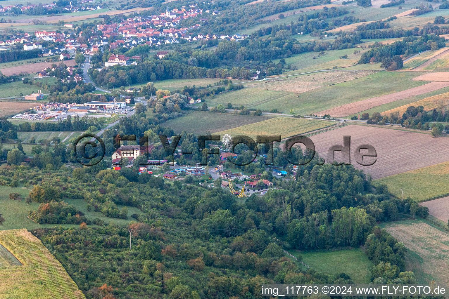 Vue aérienne de Didiland à Morsbronn-les-Bains dans le département Bas Rhin, France