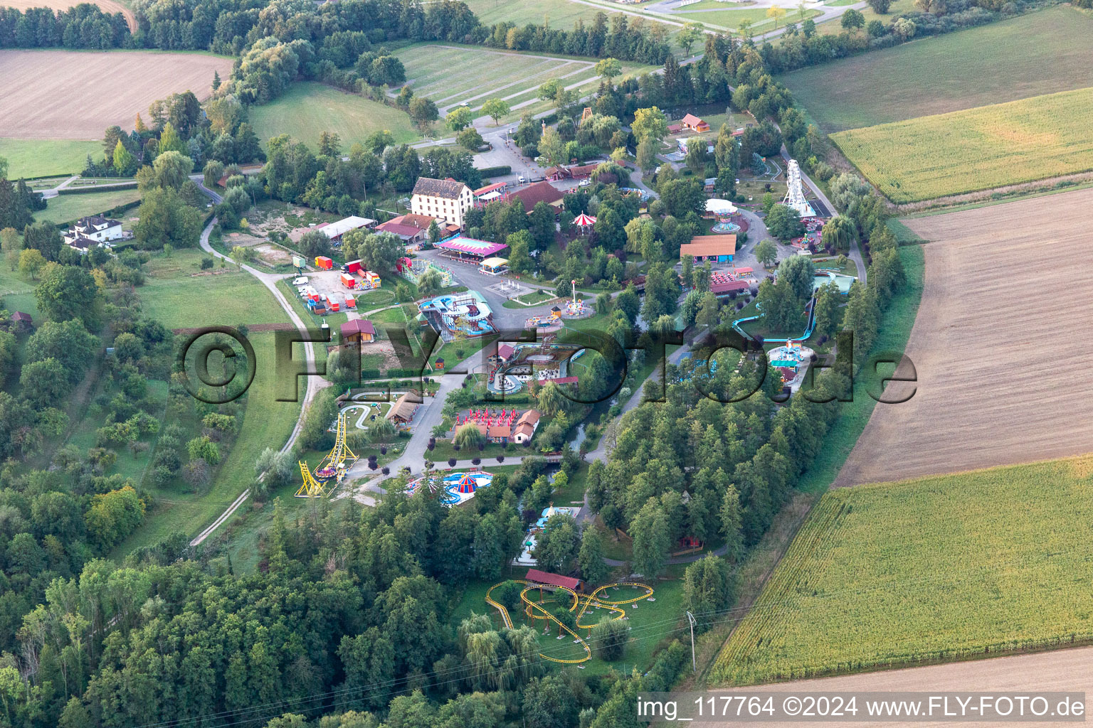 Vue aérienne de Didiland à Morsbronn-les-Bains dans le département Bas Rhin, France