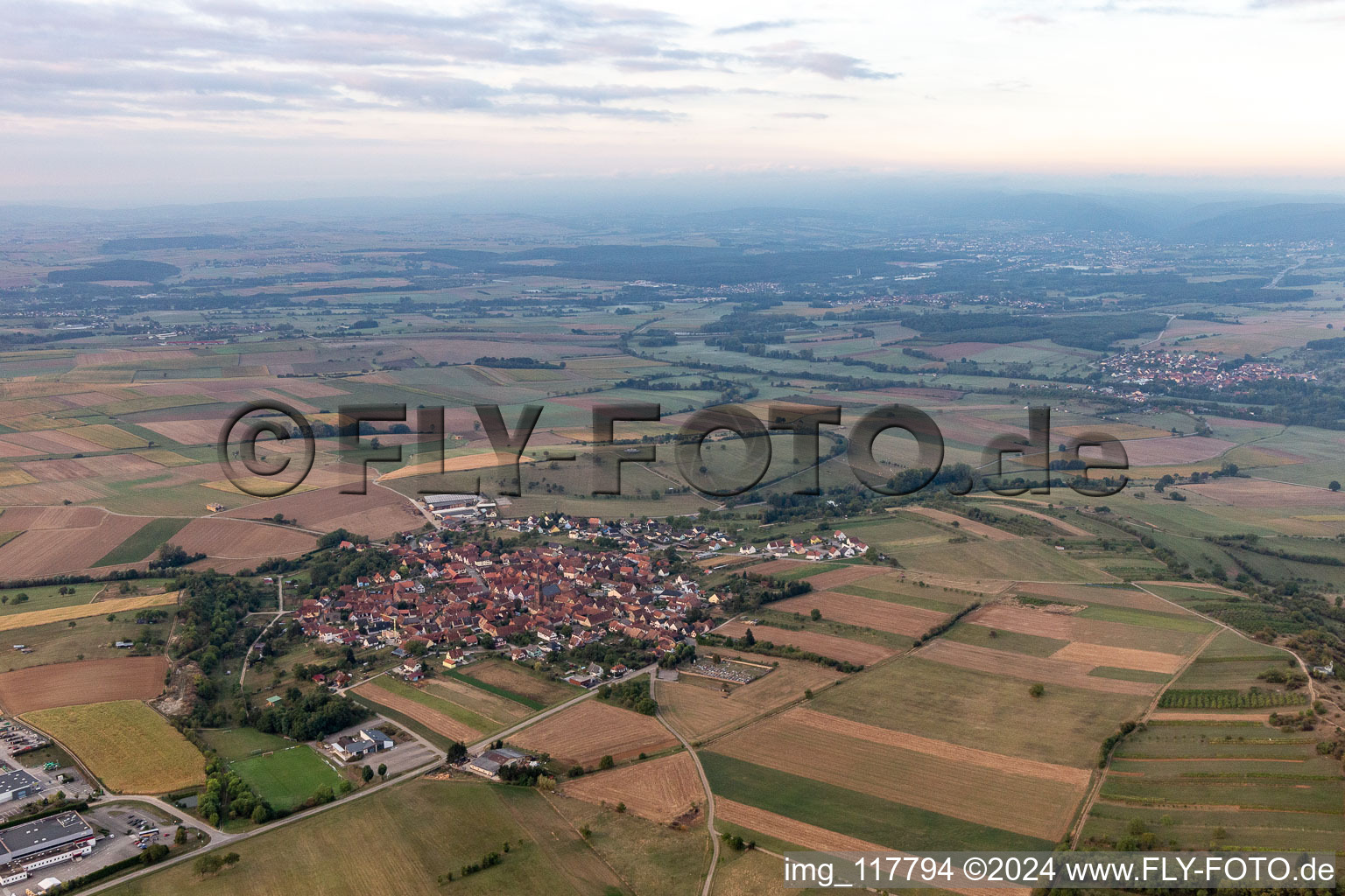 Vue aérienne de Imbsheim dans le département Bas Rhin, France