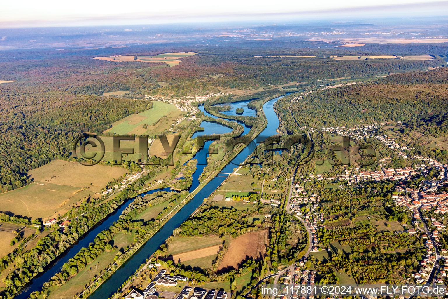 Vue aérienne de Chaligny dans le département Meurthe et Moselle, France