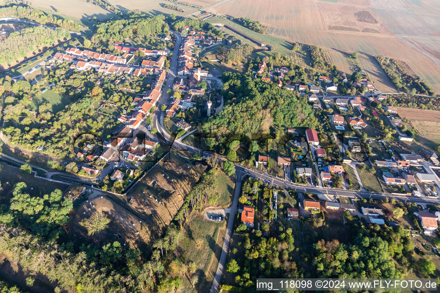 Vue aérienne de Villey-le-Sec dans le département Meurthe et Moselle, France