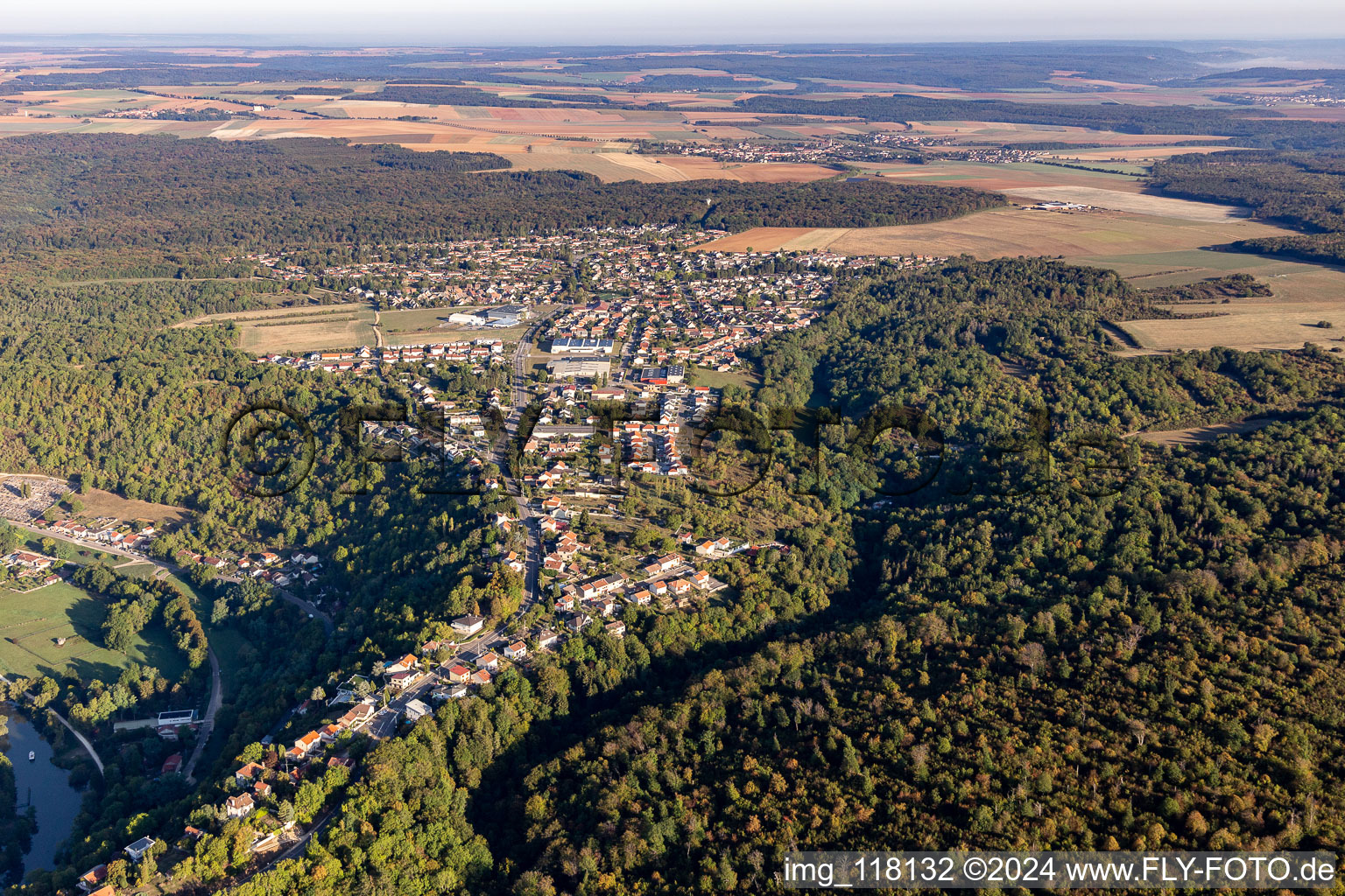 Vue aérienne de Le Tremblot à Liverdun dans le département Meurthe et Moselle, France