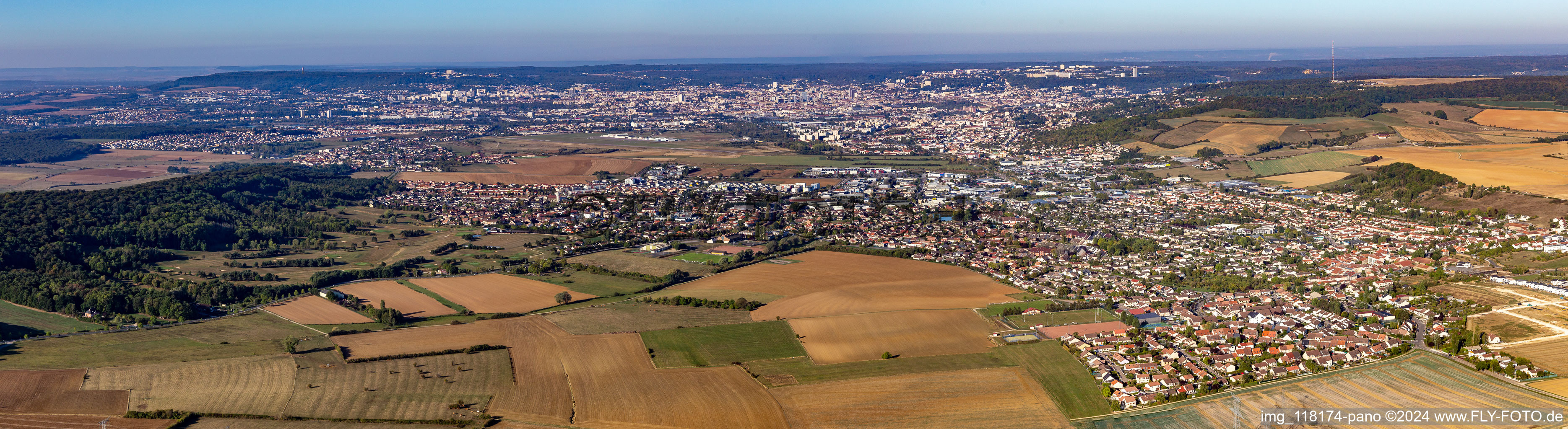 Photographie aérienne de Perspective panoramique de la zone urbaine avec périphérie et centre-ville à le quartier Gambetta Carmes Faiencerie in Nancy dans le département Meurthe et Moselle, France