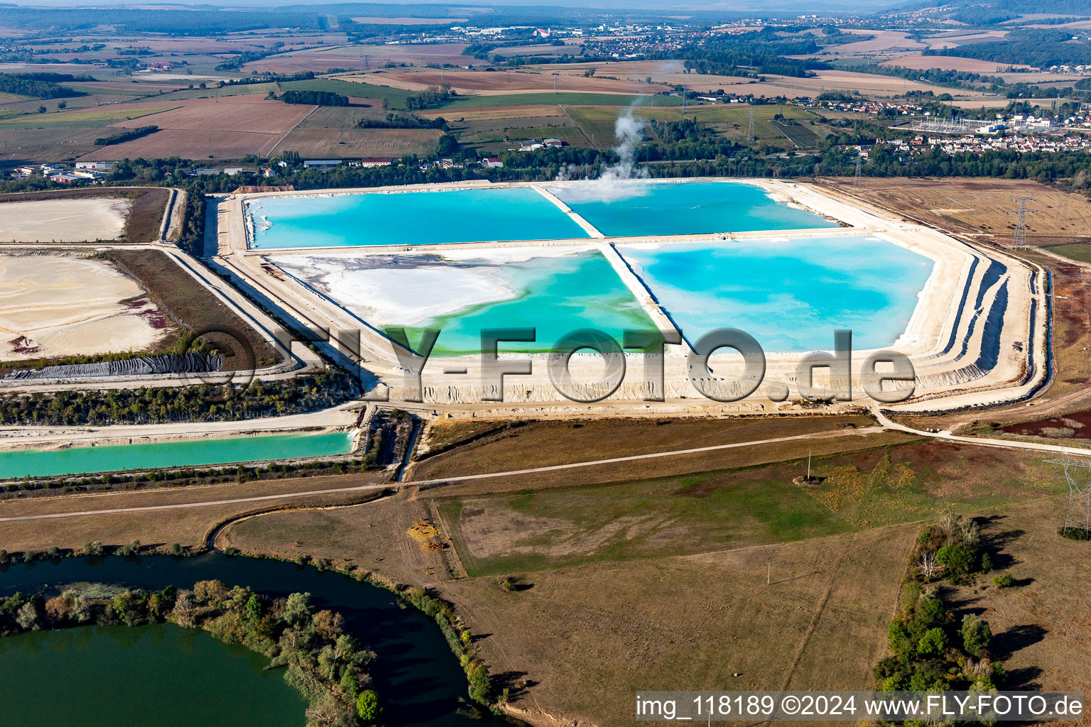 Vue aérienne de Bassins de gypse NOVA ARB à Laneuveville-devant-Nancy dans le département Meurthe et Moselle, France