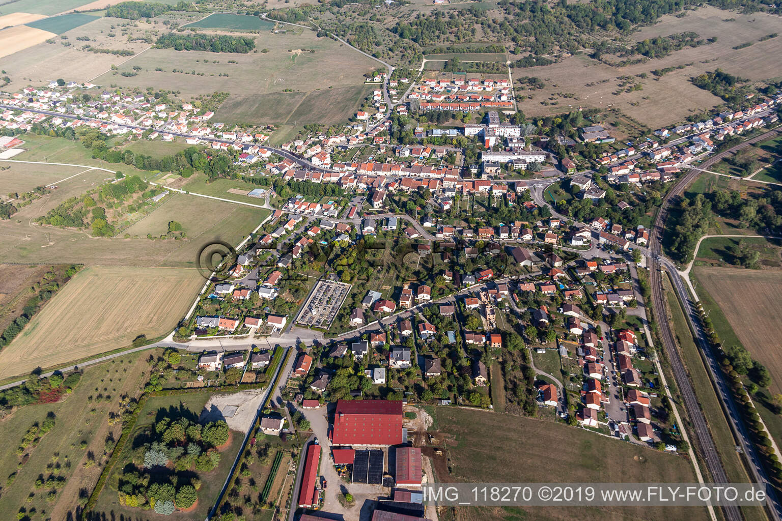 Photographie aérienne de Bainville-sur-Madon dans le département Meurthe et Moselle, France