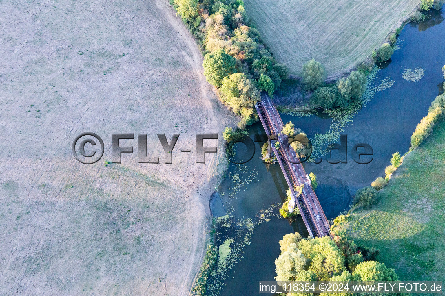 Photographie aérienne de Pont sur la Meuse/La Meuse à Sauvigny dans le département Meuse, France