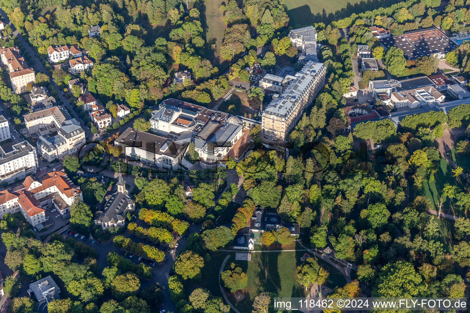 Vue aérienne de Congrès à Vittel dans le département Vosges, France