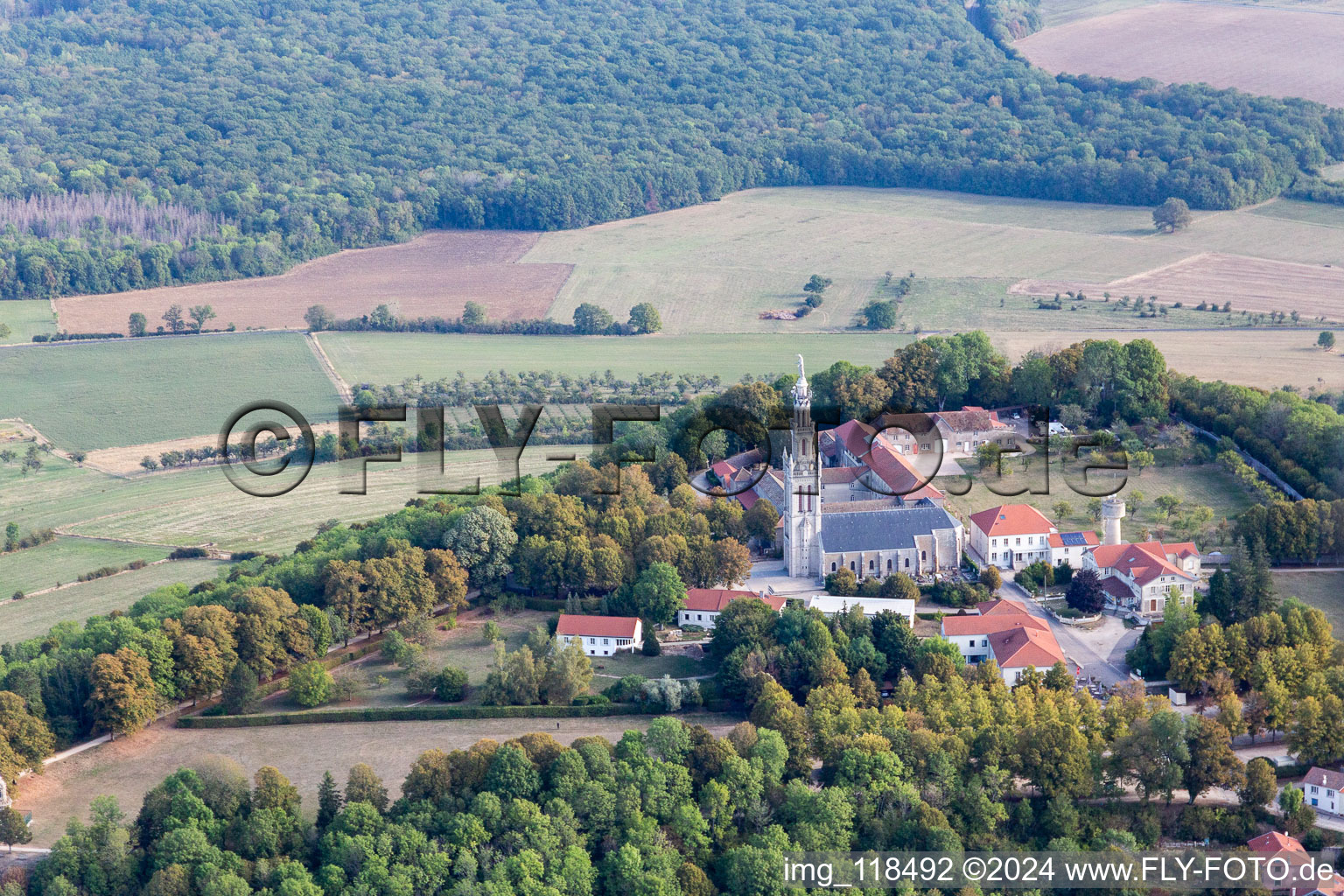 Enregistrement par drone de Basilique de Sion à Saxon-Sion dans le département Meurthe et Moselle, France