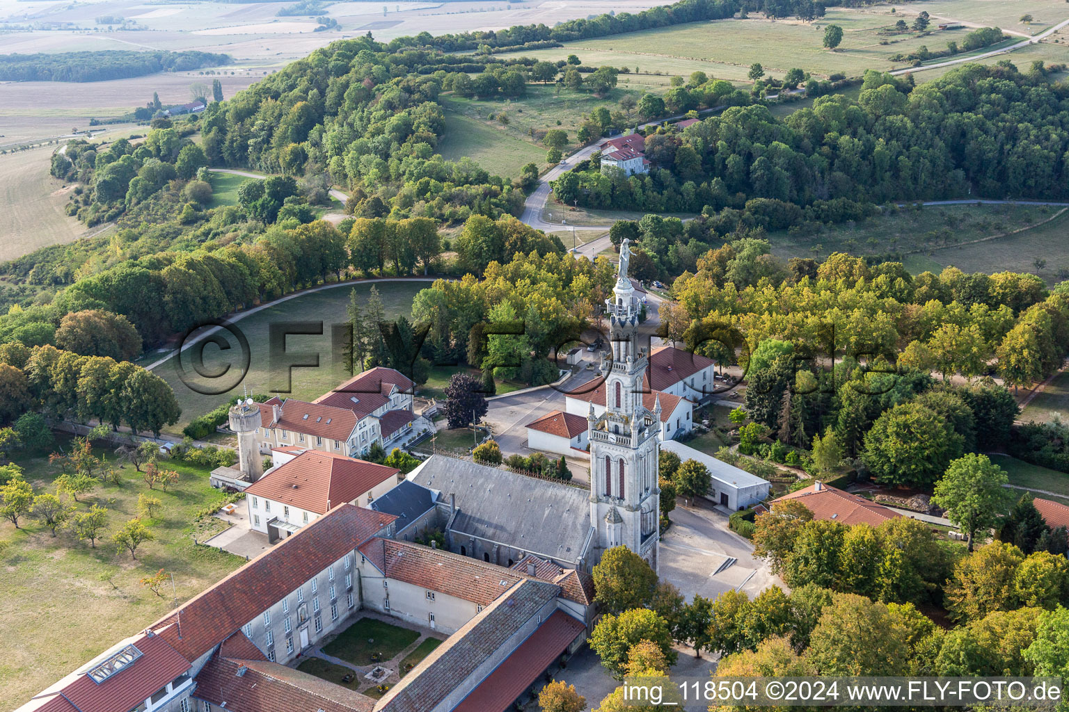 Basilique de Sion à Saxon-Sion dans le département Meurthe et Moselle, France hors des airs