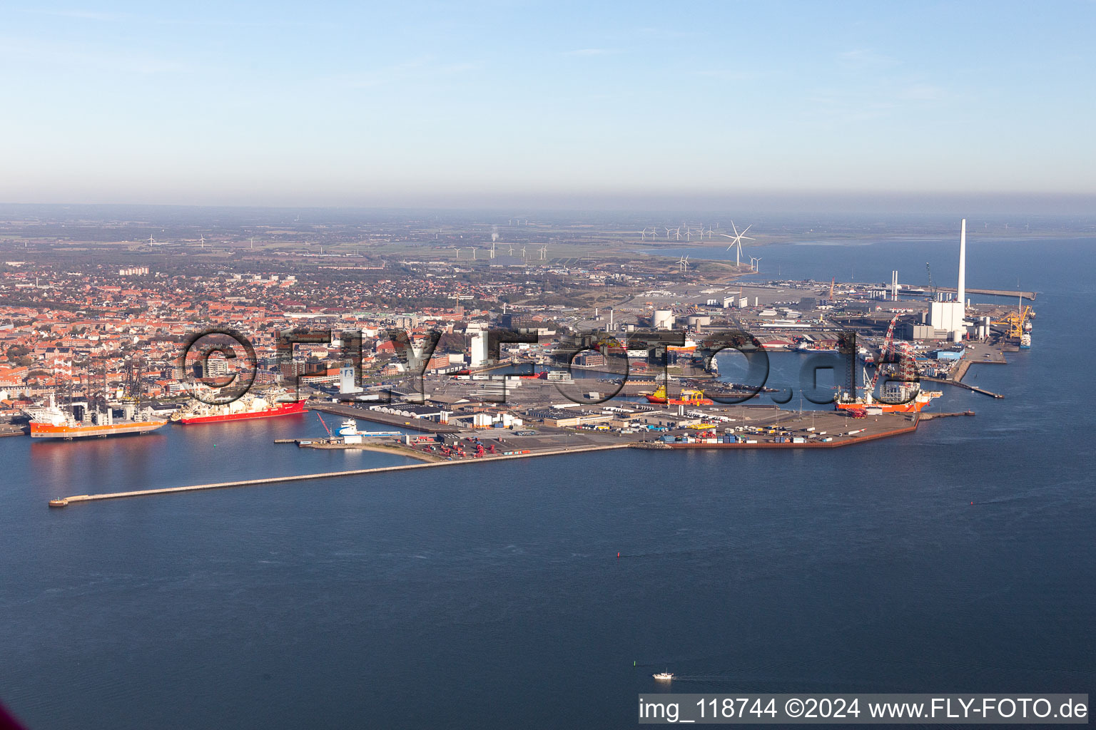 Vue aérienne de Port à Esbjerg dans le département Syddanmark, Danemark