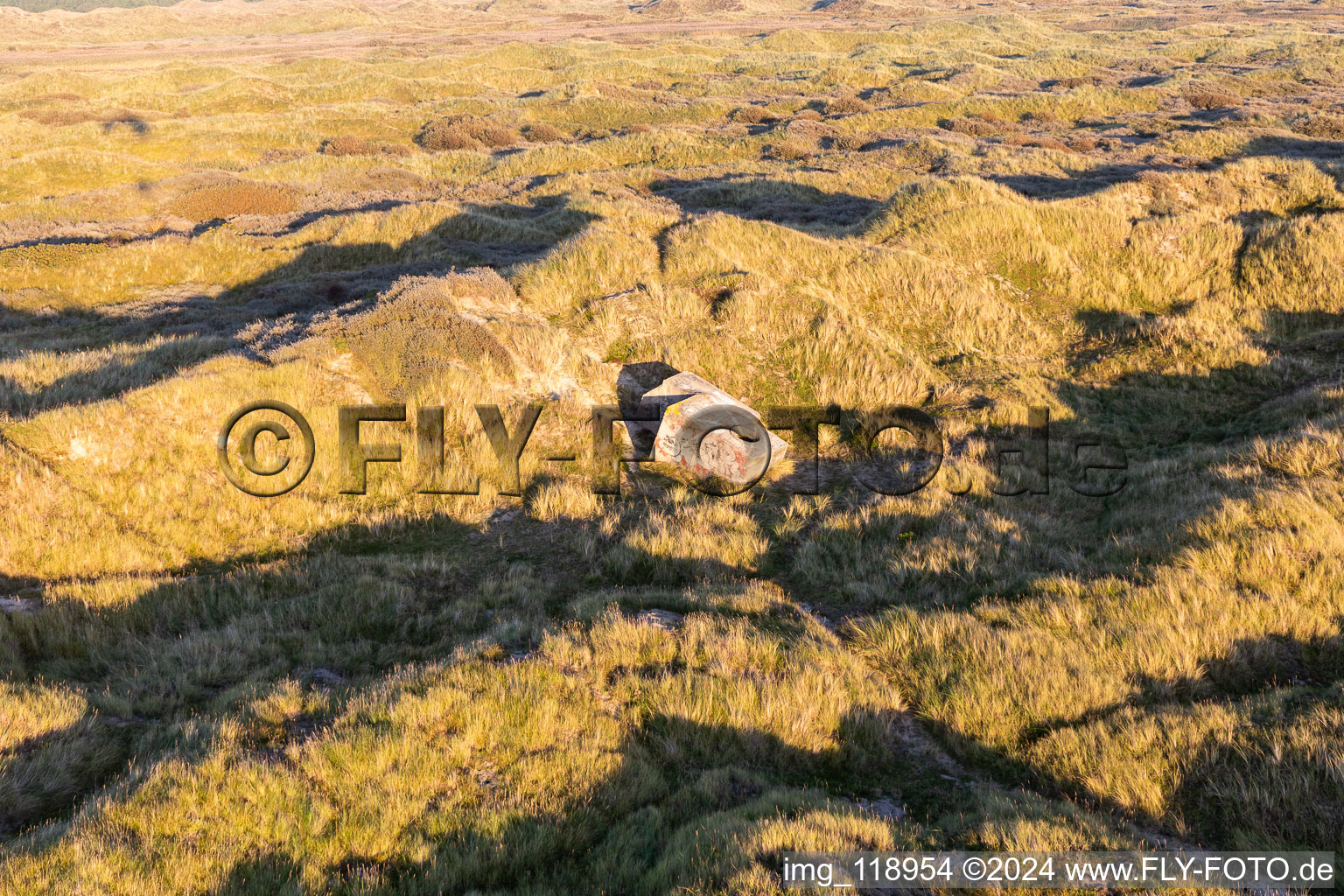 Vue aérienne de Bunkers sur la côte ouest à Fanø dans le département Syddanmark, Danemark