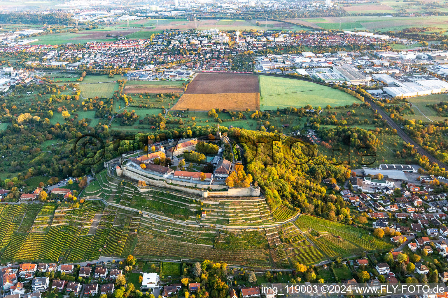 Vue aérienne de Hôpital correctionnel de Hohenasperg à Asperg dans le département Bade-Wurtemberg, Allemagne