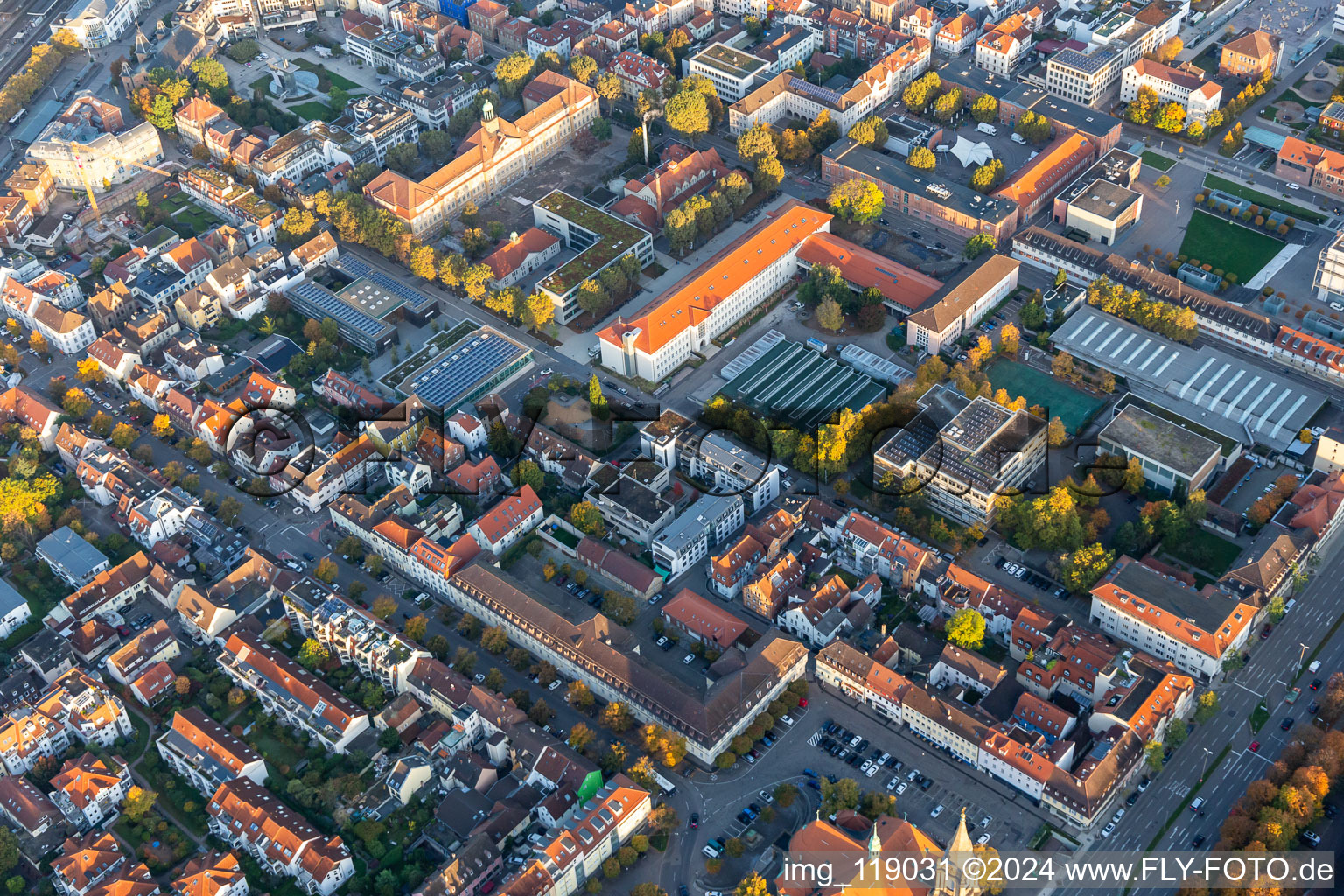 Vue aérienne de Centre à le quartier Ludwigsburg-Mitte in Ludwigsburg dans le département Bade-Wurtemberg, Allemagne