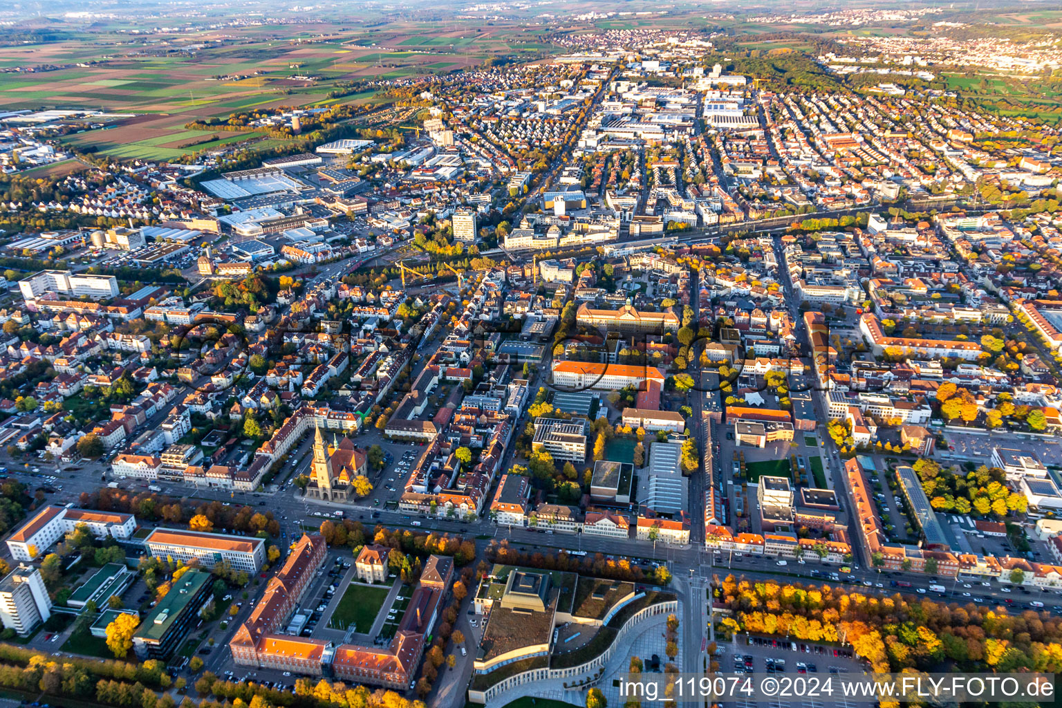 Vue oblique de Centre à le quartier Ludwigsburg-Mitte in Ludwigsburg dans le département Bade-Wurtemberg, Allemagne