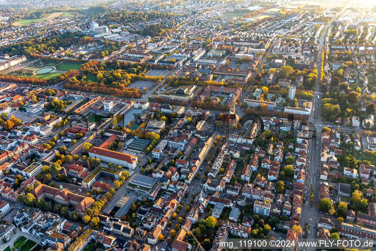 Vue d'oiseau de Ludwigsburg dans le département Bade-Wurtemberg, Allemagne