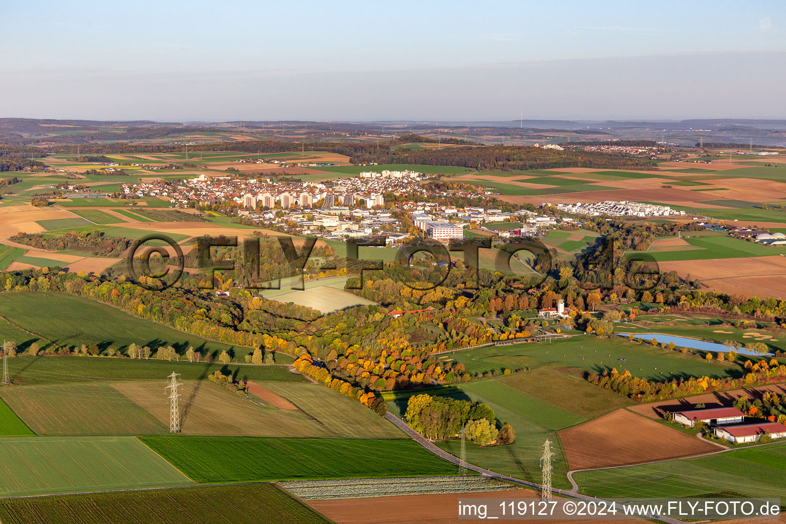 Vue aérienne de Parcours de golf Schöss Nippenburg à Hemmingen dans le département Bade-Wurtemberg, Allemagne