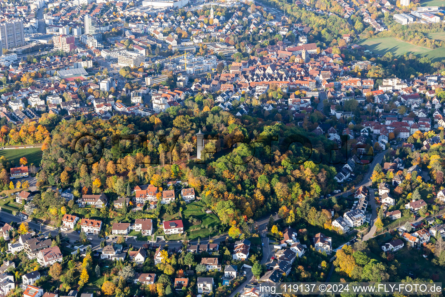 Vue aérienne de Tour d'Engelberg, prairie d'Engelberg à Leonberg dans le département Bade-Wurtemberg, Allemagne